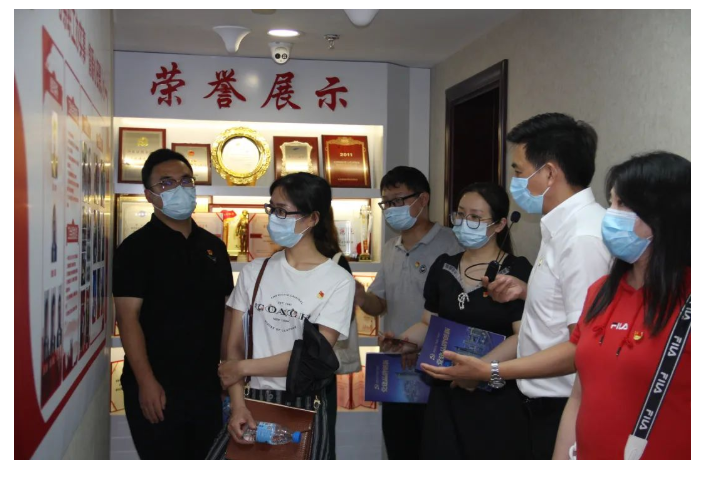 黨建促合力 凝心謀發展——天津新港海關綜合業務二處一科黨支部與永誠世佳黨支部開展共建活動
